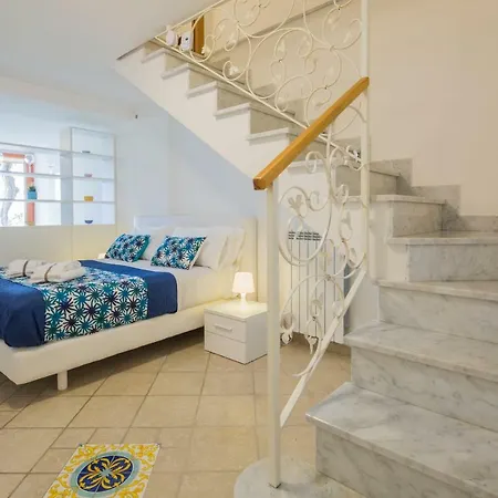 Maison Del Mare Sorrento. Hébergement de vacances Sorrente