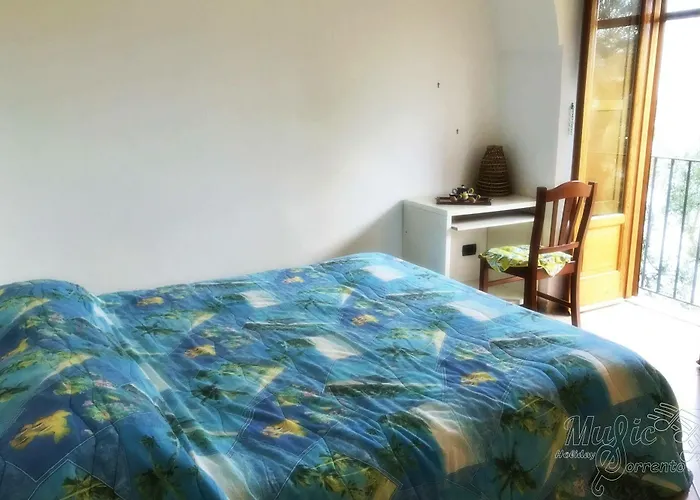 Maison Del Mare Sorrento. Vakantiehuis Sorrento