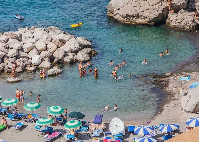 Vakantiehuis Maison Del Mare Sorrento. *