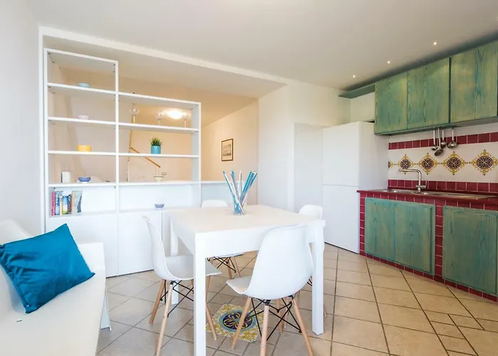 Дом отдыха Maison Del Mare Sorrento. Сорренто