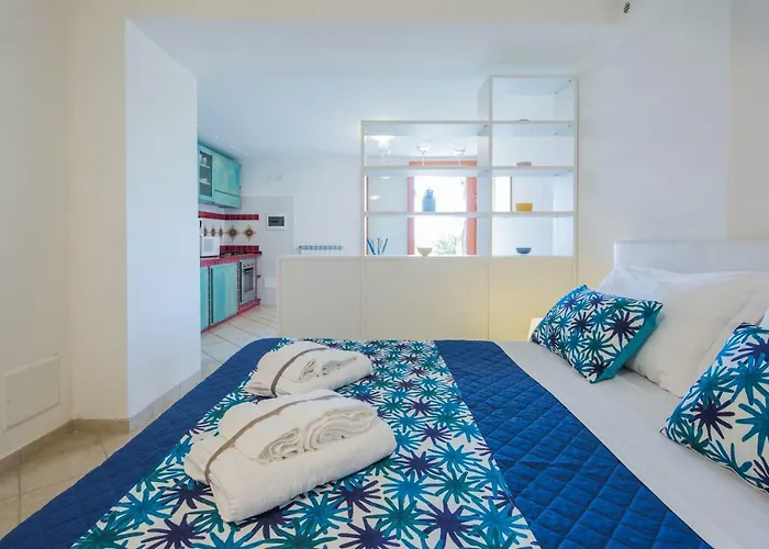 Maison Del Mare Sorrento. * Сорренто