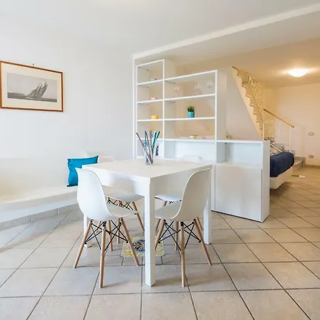 Будинок відпочинку Maison Del Mare Sorrento. Сорренто