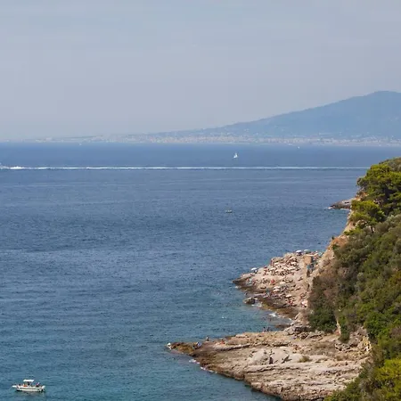 Maison Del Mare Sorrento. Feriehus Sorrento