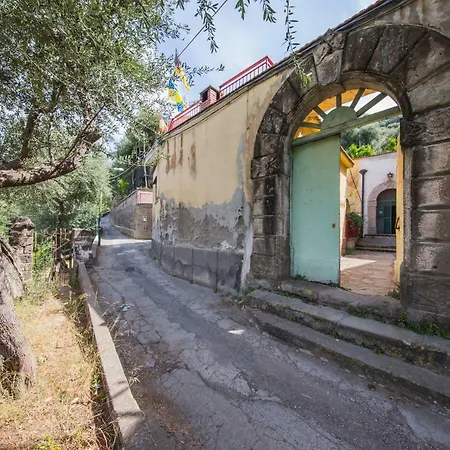 Будинок відпочинку Maison Del Mare Sorrento. Сорренто
